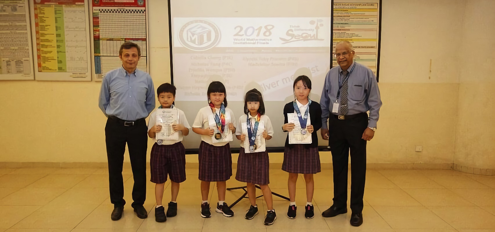 Siswa berprestasi Sampoerna Academy